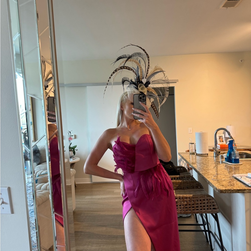 Elegant Pink Strapless Dress with Feather Detail